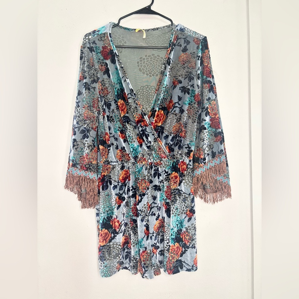 GIANNI BINI VELOUR BOHEMIAN PRINTED FRINGE ROMPER SZ MEDIUM